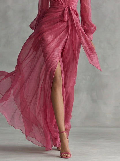LOLA - ATREVIDA, FEMENINA, IRRESISTIBLE